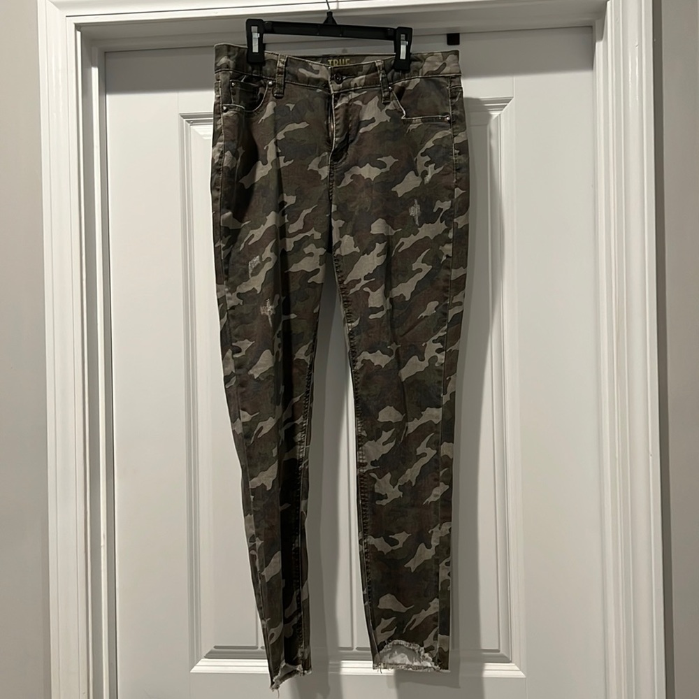 Junior Camo Pants